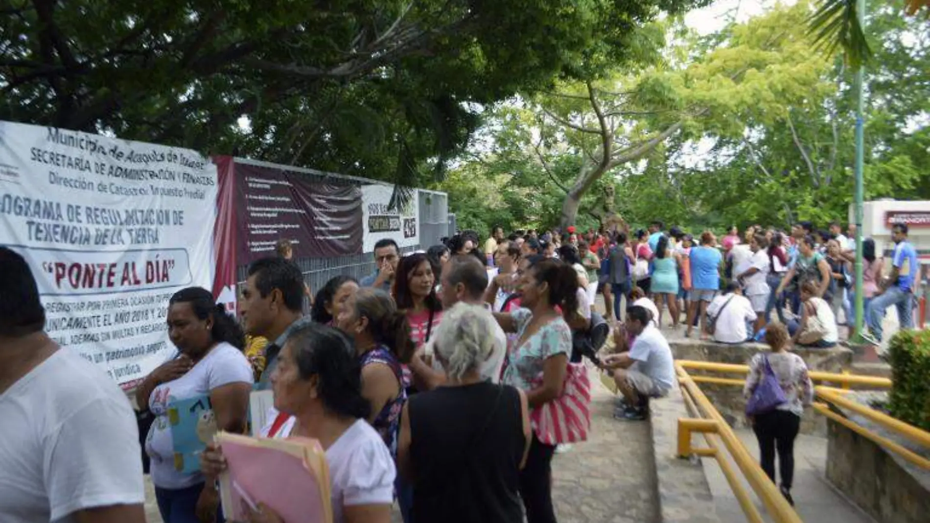 Acapulco Ayuntamiento entrega de Becas